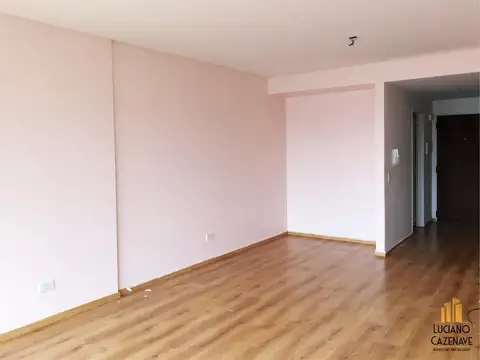 Departamento en Alquiler en Monserrat, $ 600.000