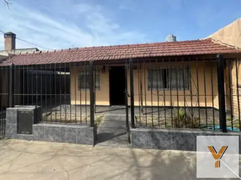 Casa en venta - 2 Dormitorios 1 Baño - San Vicente