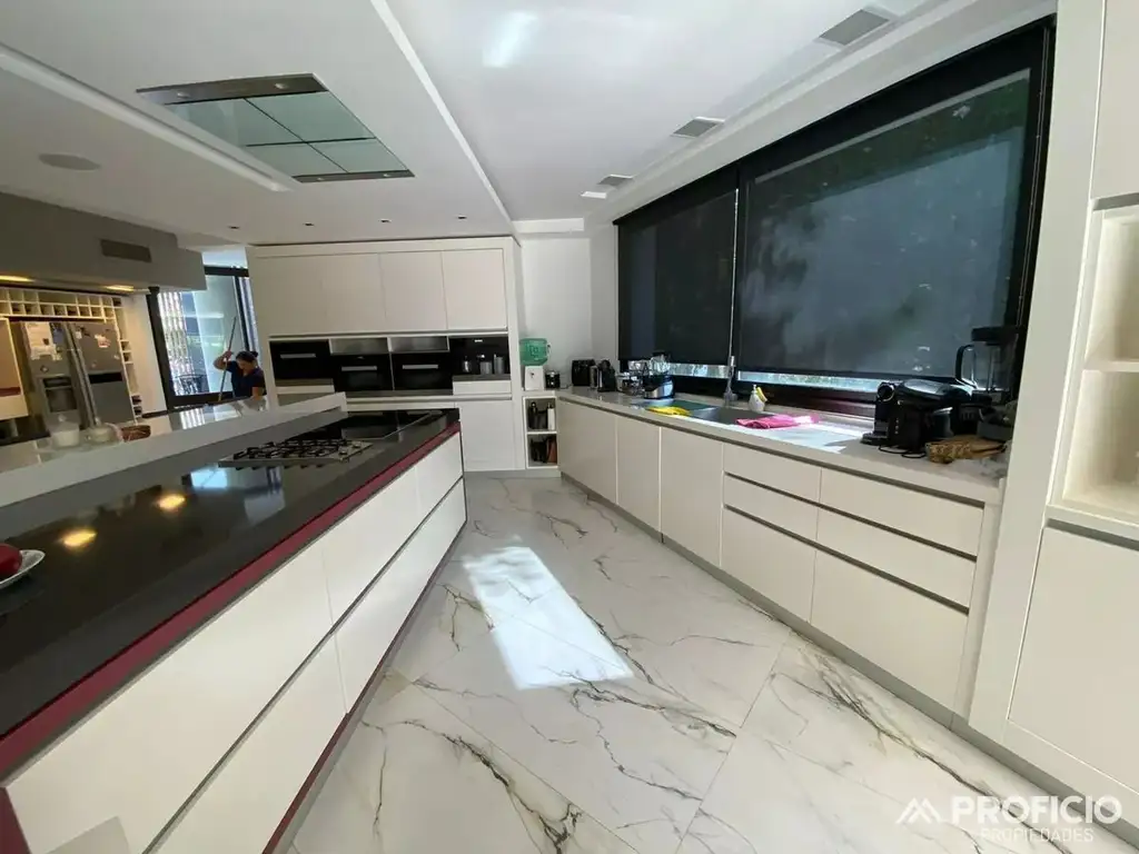 Casa en Venta en Abril Club De Campo