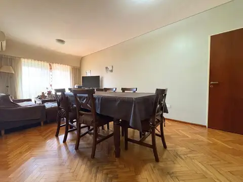 Dto 4 Ambientes Venta + Balvanera COCHERA BAULERA