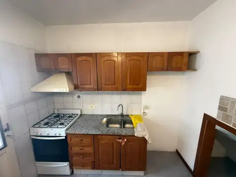Depto Tipo Casa en Alquiler en Ramos Mejía, $ 1.000.000