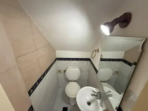 Depto Tipo Casa en Alquiler con 1 cocheras