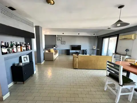 Depto Tipo Casa 4 ambientes con 1 baño
