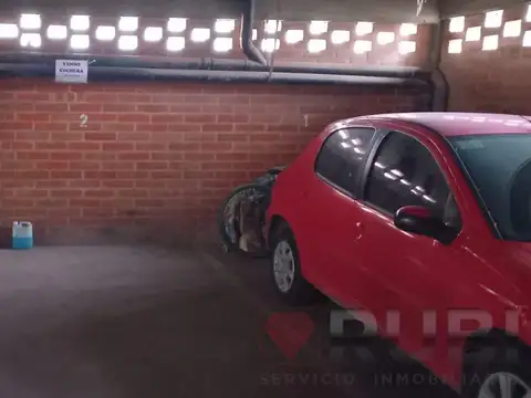 CENTRO DE NEUQUEN COCHERA EN VENTA