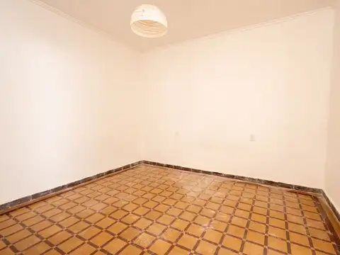 Venta dpto. interno 2 dorm. a mts de Fdo. Zuviria