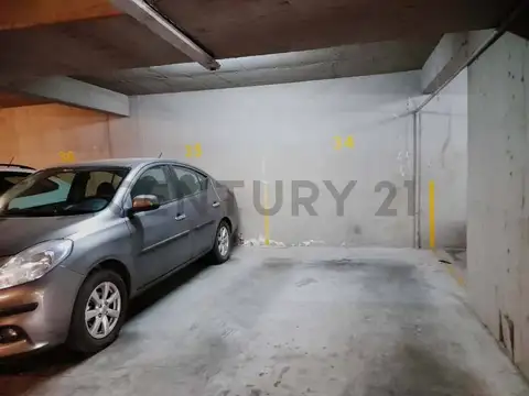 VENTA COCHERA EN ITUZAINGO CENTRO