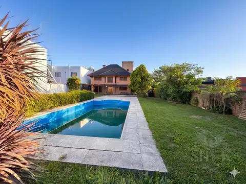 Casa en Venta de 5 dormitorios