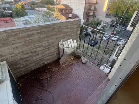 Avenida Escalada 1000, Piso 4