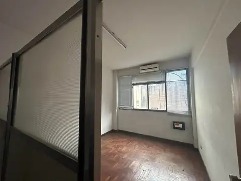 Oficina en Venta 61 años