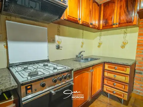 Casa 3 ambientes con 1 baño