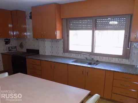 CASA 4 AMBIENTES – KM 18