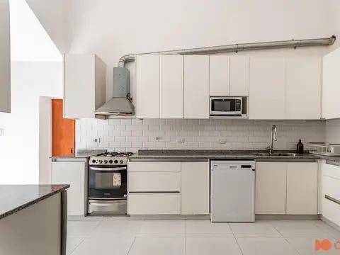 Depto Tipo Casa en Venta al Este