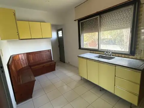 Depto Tipo Casa en Alquiler de 2 dormitorios