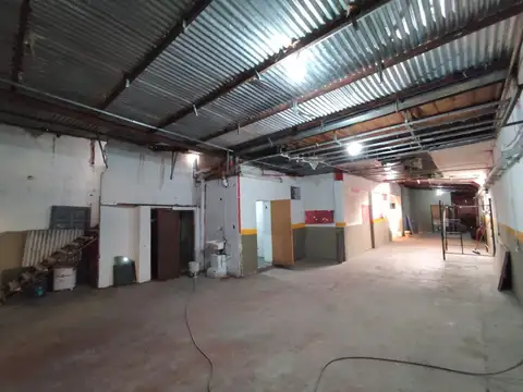 Local en Alquiler 50 años