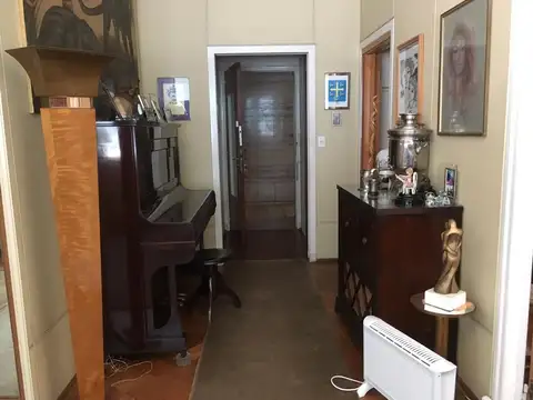 Departamento en Venta de 6 ambientes