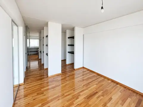 Amplio departamento de 3 ambientes en Caballito con cochera fija apto profesional