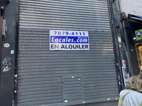 Suma tu Marca a Cabildo entre Echeverria y Sucre importante Local  3,30 x 45 metros con entrepiso
