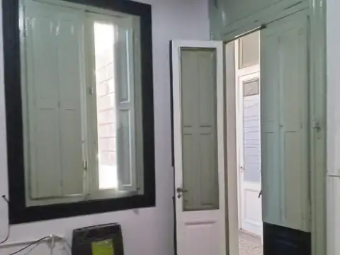 Defensa 300, Piso 1