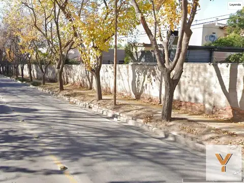 Terreno en Venta 33  mts Fondo