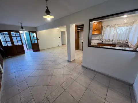 CASA LAS HERAS 3 DORM CIRSUBDOZ APTA CRÉDITO