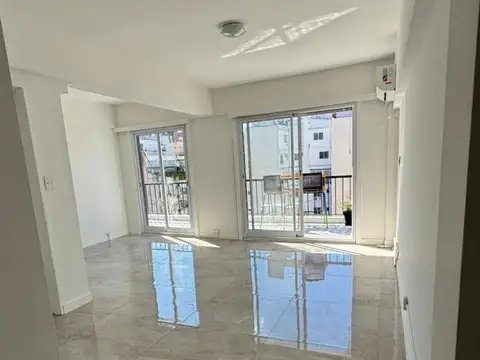 Oficina en Alquiler 50 años