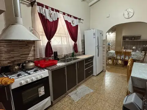 Depto Tipo Casa en Venta de 8 ambientes