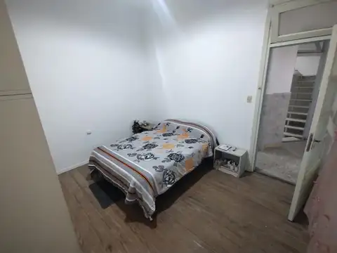 Depto Tipo Casa 2 ambientes con 1 baño