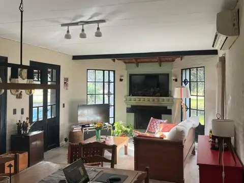 VENTA – GRAN CASA 5 AMBIENTES ESTILO ANTIGUA – CLUB PRIVADO EL OMBÚ