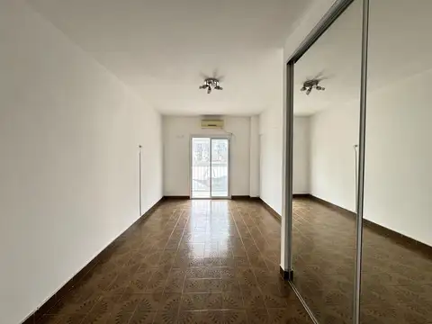 Departamento monoambiente en alquiler en Balvanera