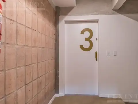 Depto Tipo Casa en Venta de 5 ambientes