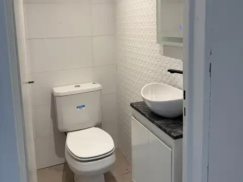 Casa 3 ambientes con 2 baños