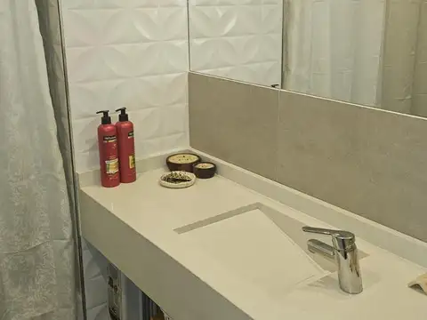 Departamento en Alquiler con 2 cocheras