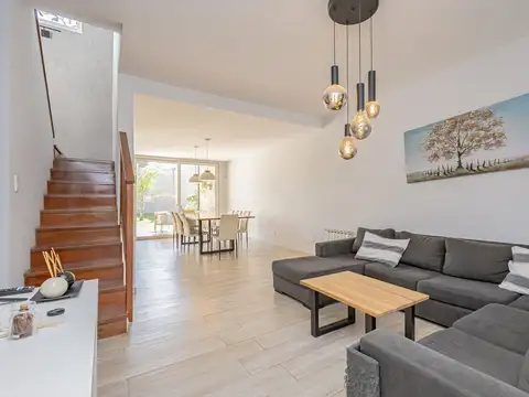 Casa en Venta en El Palomar, USD 260.000