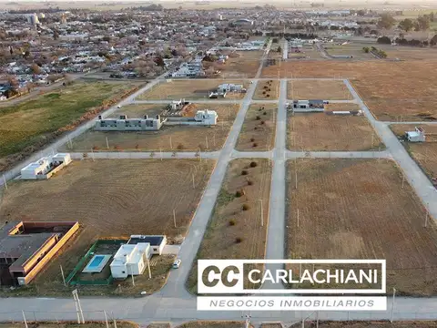 Terreno en Venta 20  mts Fondo