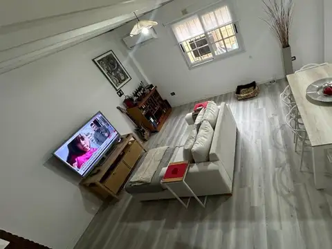 Depto Tipo Casa en Venta de 3 ambientes