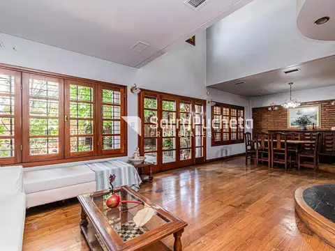 Casa en Venta al Este