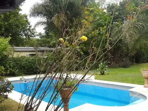 Quinta en Venta en Barrio Parque Leloir, USD 310.000