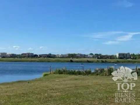 Terreno en Venta 18  mts Fondo