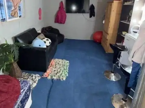 Casa 6 ambientes con 5 baños