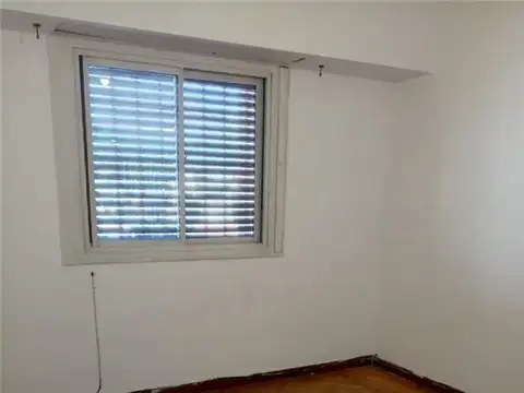 BALCARCE 300, Piso 7