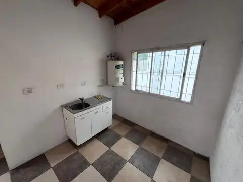 Depto Tipo Casa en Alquiler al Sur