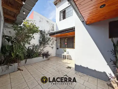 Depto Tipo Casa en Venta de 4 ambientes