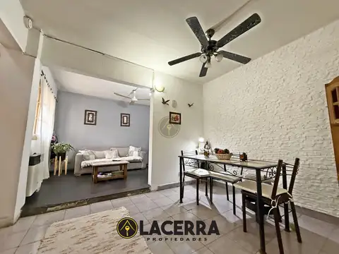 Venta de PH 4 ambientes con patio, parrilla y balcón aterrazado en venta en Villa Adelina