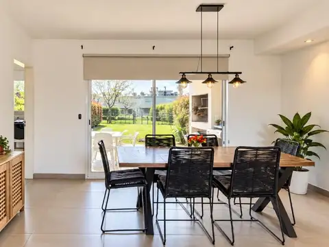 Casa en Alquiler de 3 dormitorios
