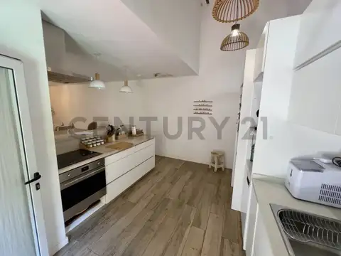 Departamento en Venta en Parque Chacabuco, USD 220.000