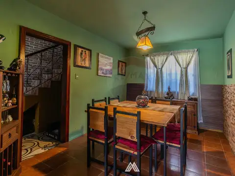 Casa 5 ambientes con 1 baño