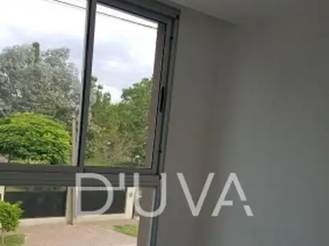 Depto Tipo Casa en Venta 4 años