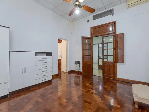 VENTA CASA  EN BARRIO ABASTO ROSARIO