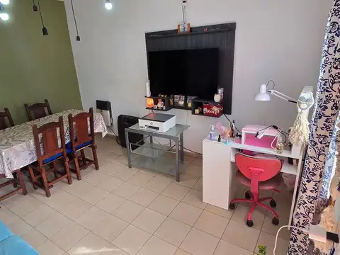 Depto Tipo Casa 3 ambientes con 1 baño