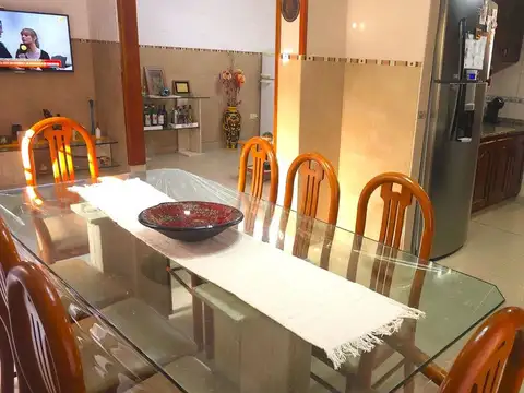 VENTA- TRIPLEX 4 AMBIENTES- SAN JUSTO